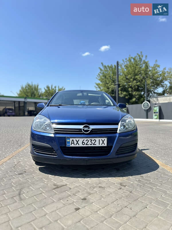 Хетчбек Opel Astra 2006 в Харкові