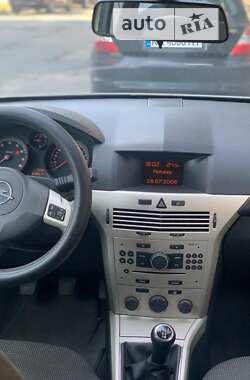 Хетчбек Opel Astra 2008 в Києві