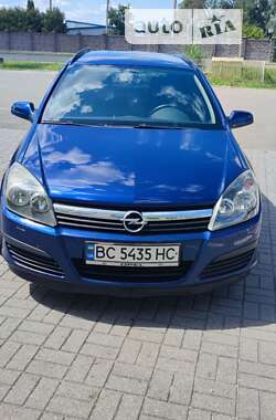 Универсал Opel Astra 2005 в Стрые