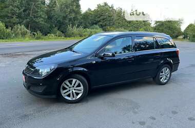 Универсал Opel Astra 2008 в Луцке