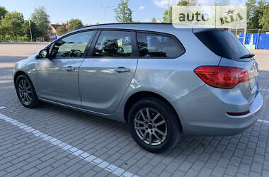 Универсал Opel Astra 2011 в Коломые