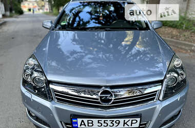 Универсал Opel Astra 2008 в Виннице