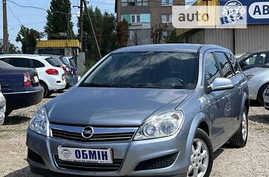 Універсал Opel Astra 2010 в Кривому Розі