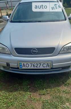 Универсал Opel Astra 2001 в Иршаве