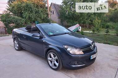 Кабріолет Opel Astra 2007 в Кам'янському