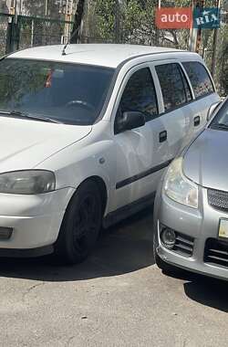 Универсал Opel Astra 2006 в 