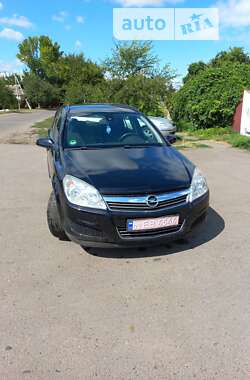 Універсал Opel Astra 2008 в Семенівці