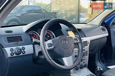 Универсал Opel Astra 2008 в Харькове