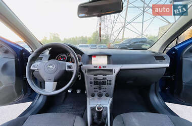 Универсал Opel Astra 2008 в Харькове