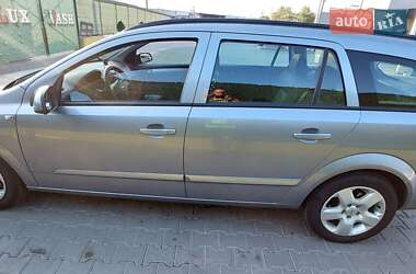 Універсал Opel Astra 2005 в 