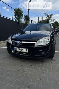 Універсал Opel Astra 2009 в Києві