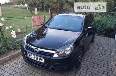 Універсал Opel Astra 2006 в Дрогобичі