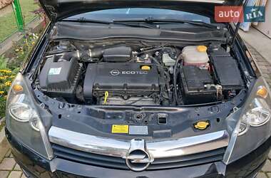 Универсал Opel Astra 2006 в 