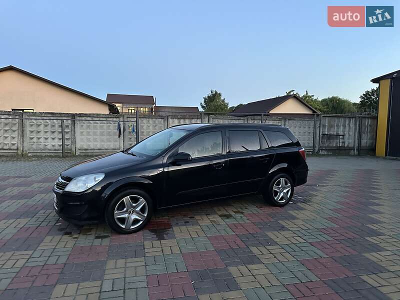 Универсал Opel Astra 2008 в 