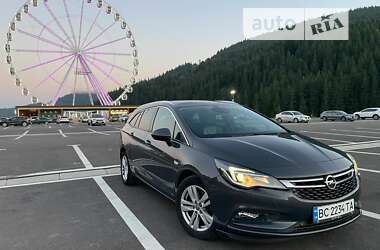 Универсал Opel Astra 2016 в Буковеле