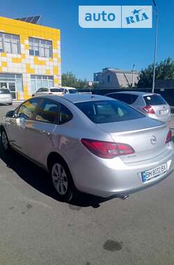 Седан Opel Astra 2019 в Києві