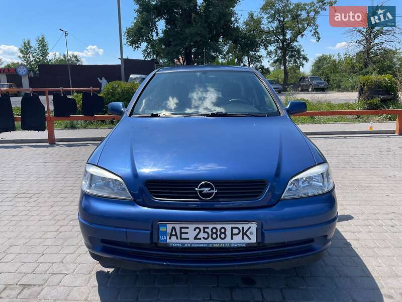 Хэтчбек Opel Astra 2001 в Днепре
