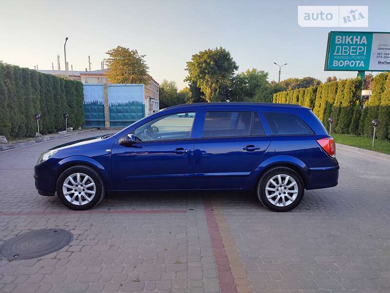 Универсал Opel Astra 2006 в Каменец-Подольском