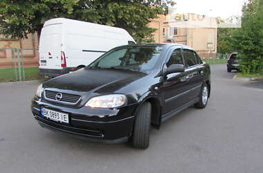 Седан Opel Astra 2007 в Рівному