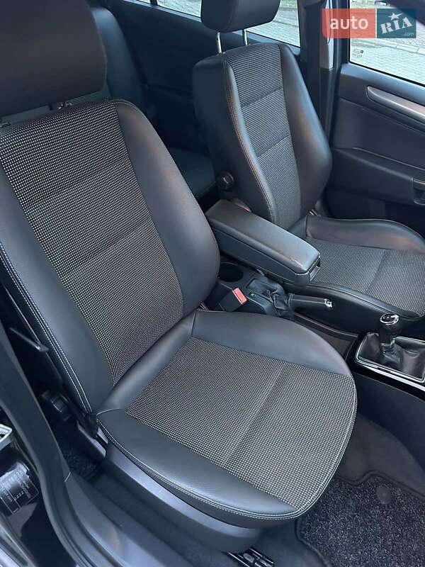 Универсал Opel Astra 2009 в Надворной