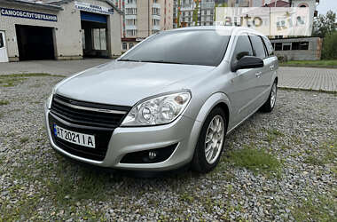 Универсал Opel Astra 2007 в Долине