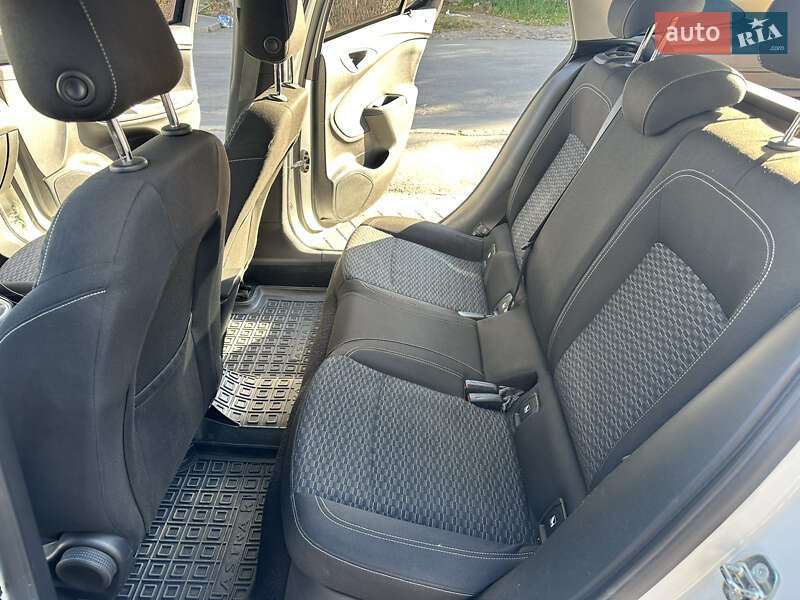 Універсал Opel Astra 2018 в Вінниці
