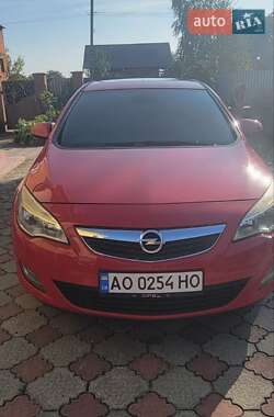 Хетчбек Opel Astra 2010 в Ужгороді