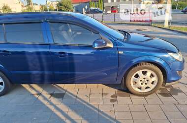 Універсал Opel Astra 2007 в Івано-Франківську