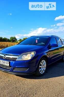 Универсал Opel Astra 2005 в Ямполе