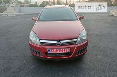 Универсал Opel Astra 2005 в Александрие