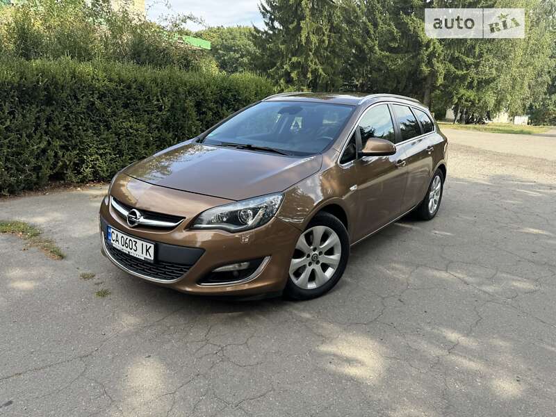 Универсал Opel Astra 2015 в Христиновке