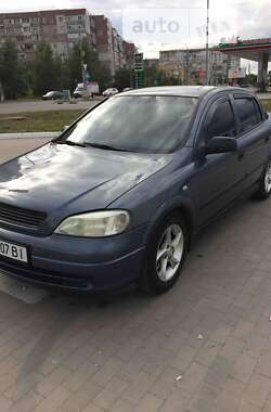 Седан Opel Astra 2006 в Липовій Долині