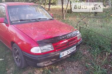 Хэтчбек Opel Astra 1993 в Барышевке