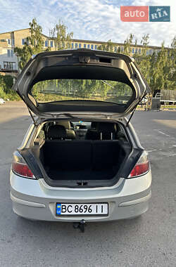 Хетчбек Opel Astra 2007 в Львові