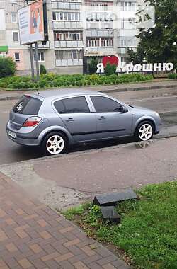 Хетчбек Opel Astra 2004 в Житомирі