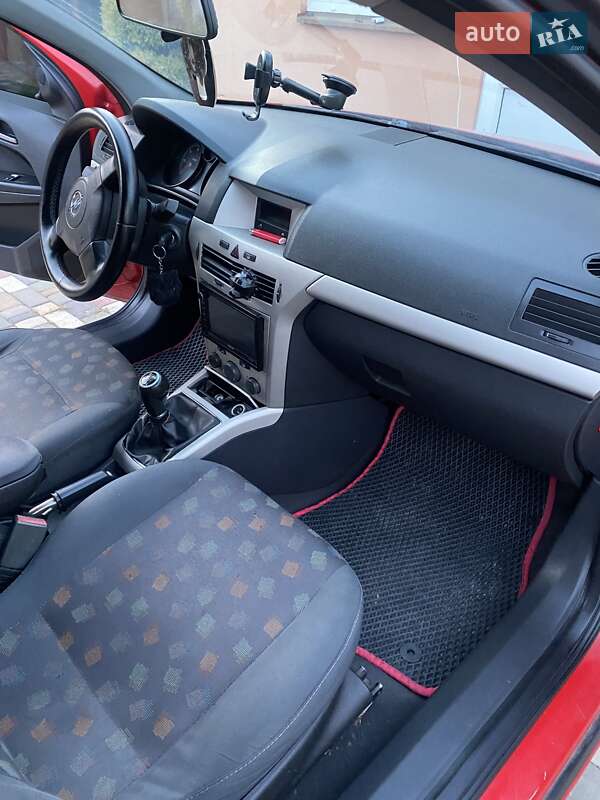 Универсал Opel Astra 2007 в Виноградове