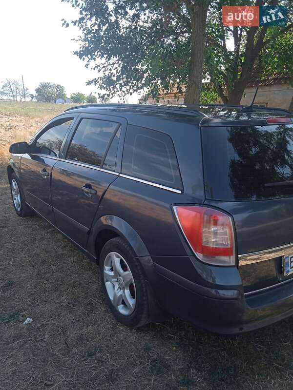Универсал Opel Astra 2007 в Одессе