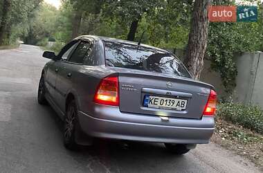 Седан Opel Astra 2007 в 
