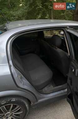 Седан Opel Astra 2007 в 