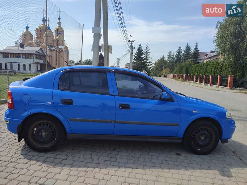 Хэтчбек Opel Astra 2001 в Львове
