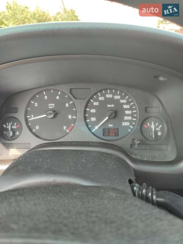 Хэтчбек Opel Astra 2001 в Львове