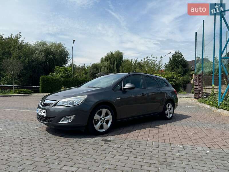 Универсал Opel Astra 2011 в Луцке фото 3 Универсал Opel Astra 2011 в Луцке