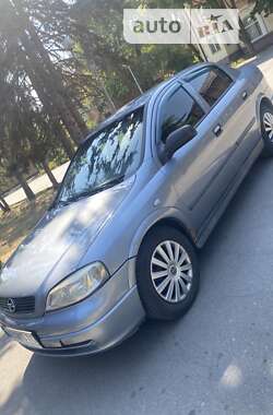 Седан Opel Astra 2008 в Дніпрі