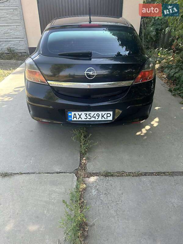 Хэтчбек Opel Astra 2007 в Новомосковске