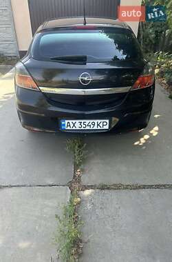 Хэтчбек Opel Astra 2007 в 