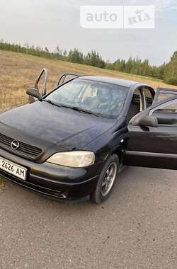 Седан Opel Astra 2008 в Рокитном