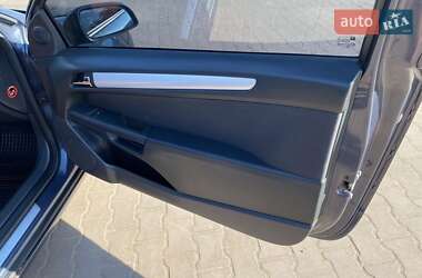 Купе Opel Astra 2006 в 