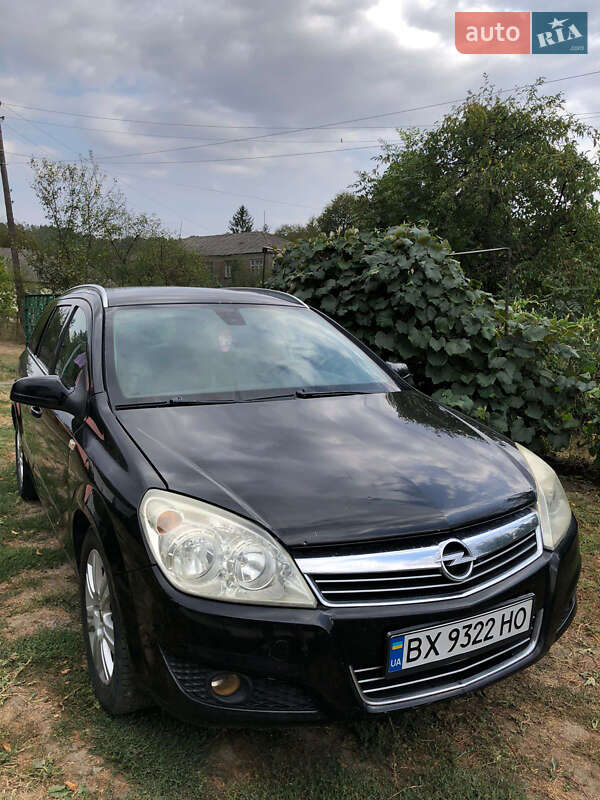 Универсал Opel Astra 2007 в Килии