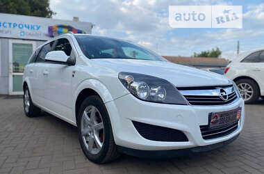 Универсал Opel Astra 2010 в Кривом Роге