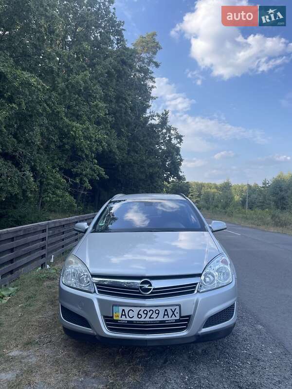 Универсал Opel Astra 2007 в 